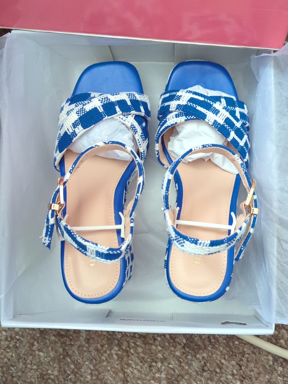 Sandals - Picture 5 of 12